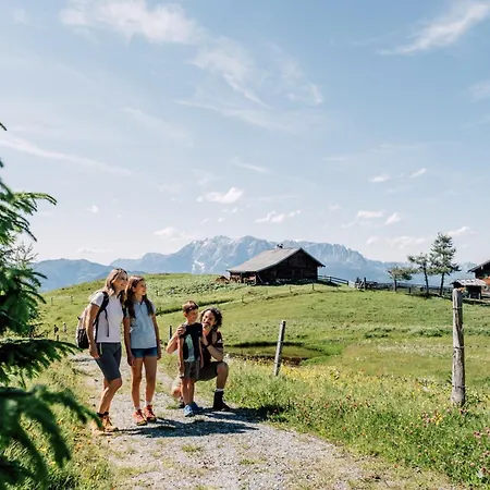 ゲストハウス Forsthof 3*