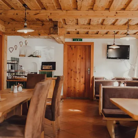 Forsthof ザンクト・ヨーハン・イム・ポンガウ