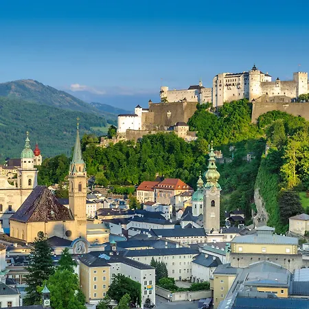 Forsthof ゲストハウス 3*